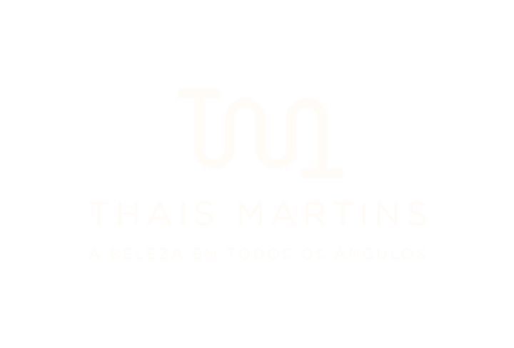 Dra. Thais Martins